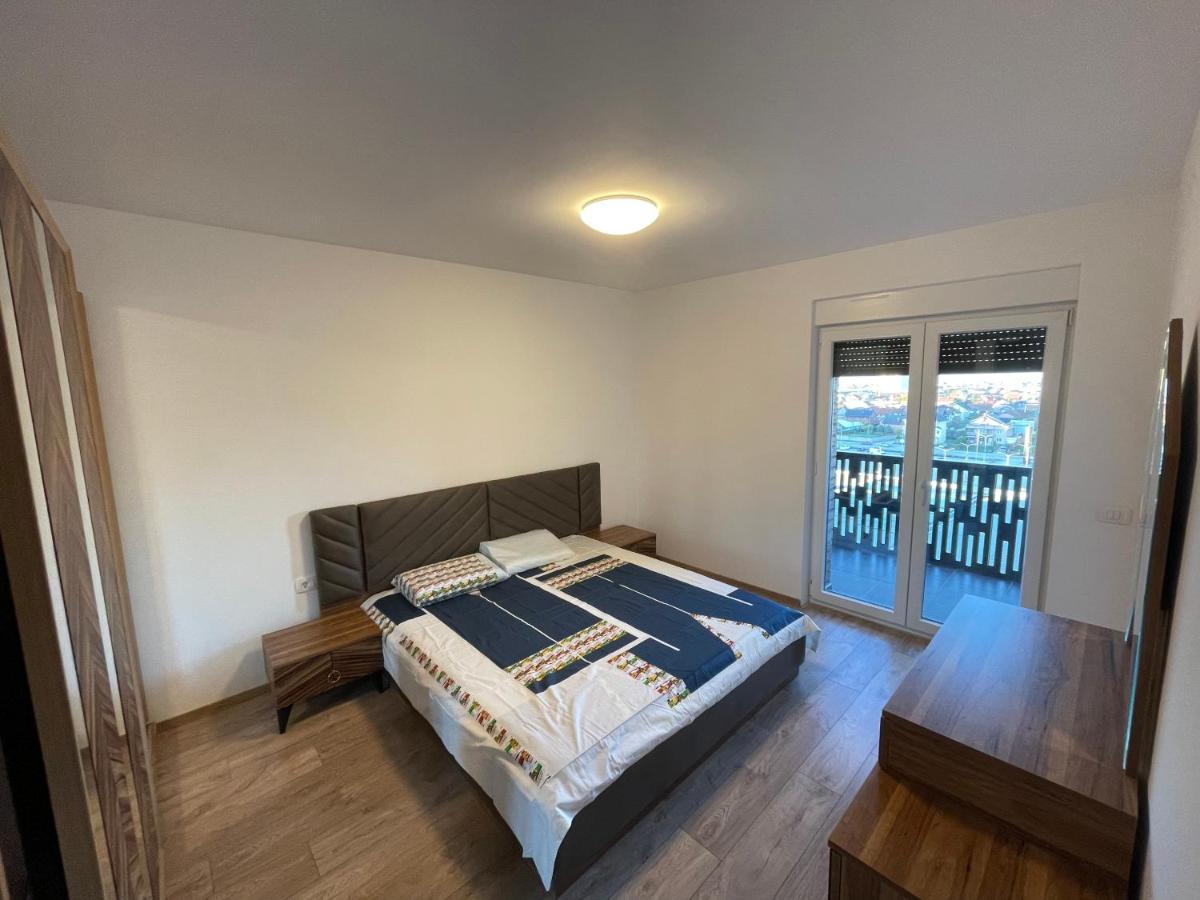 Shooter Apartments Φεριζάι Εξωτερικό φωτογραφία