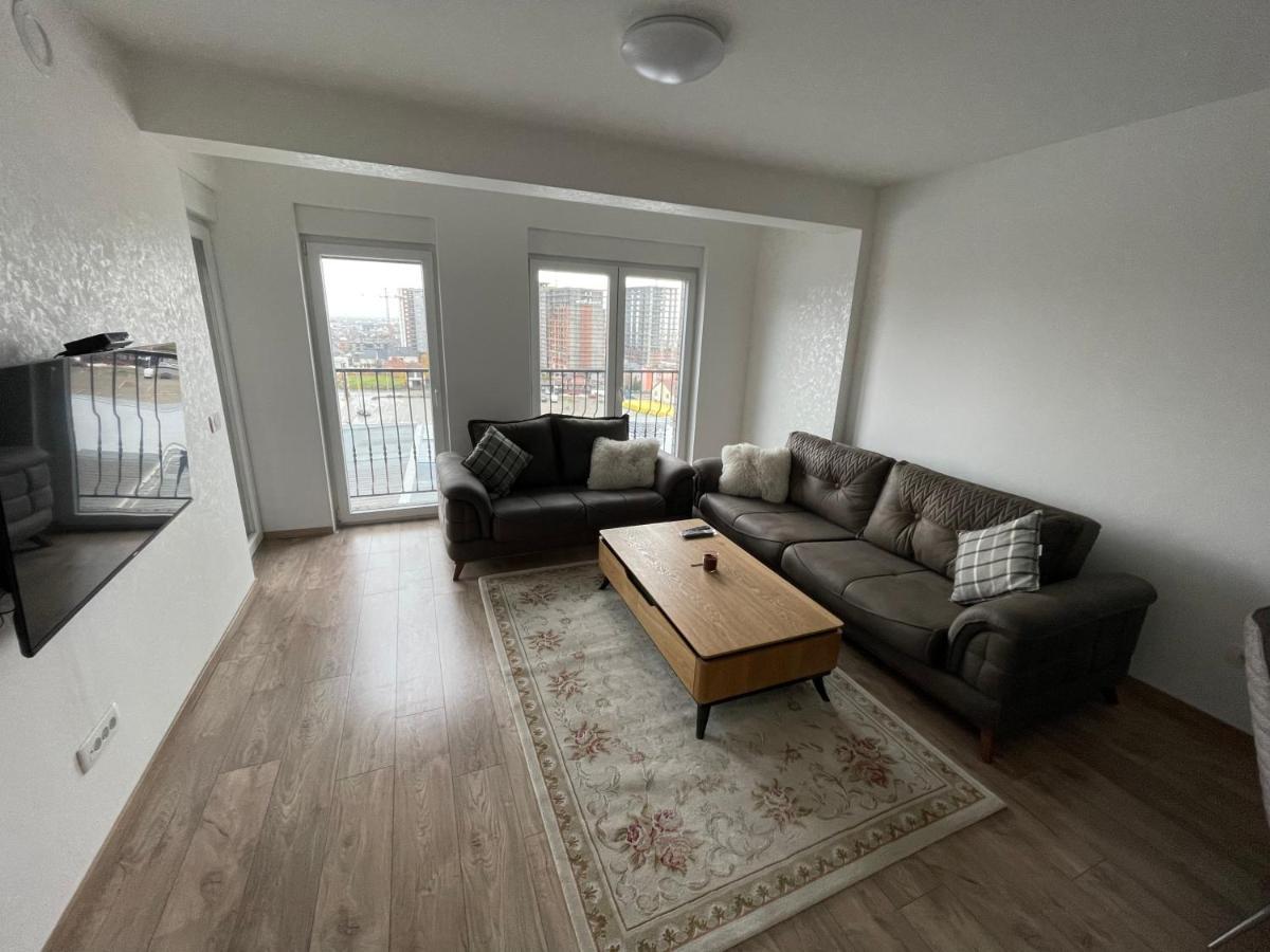 Shooter Apartments Φεριζάι Εξωτερικό φωτογραφία