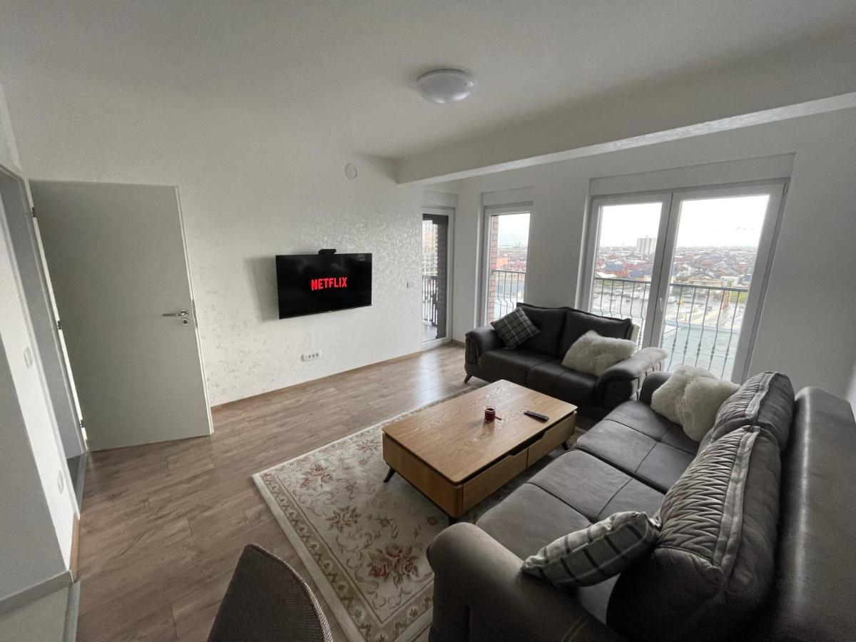 Shooter Apartments Φεριζάι Εξωτερικό φωτογραφία