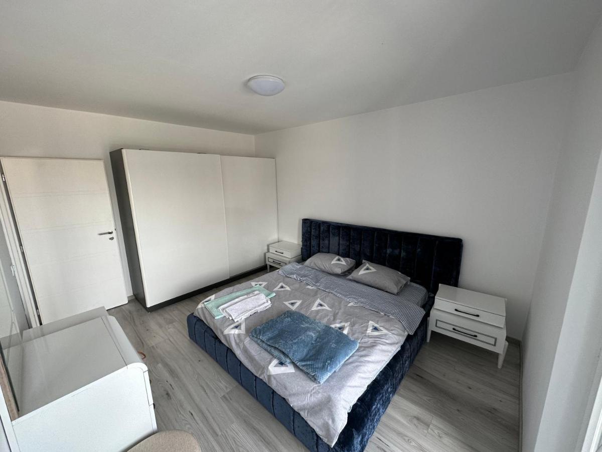 Shooter Apartments Φεριζάι Εξωτερικό φωτογραφία